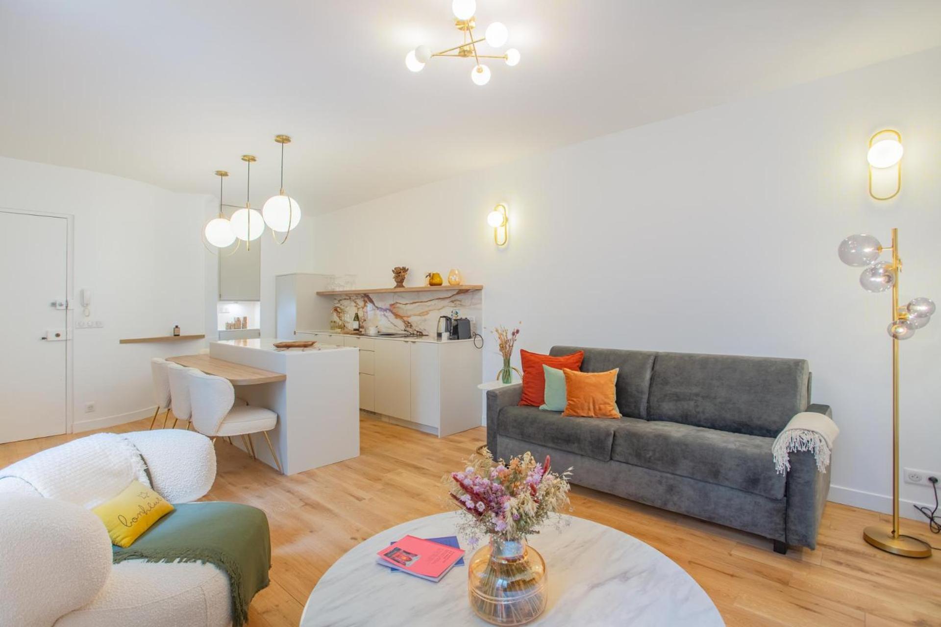 Montmartre Rochechouart - 1 Bed *
