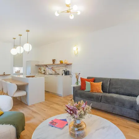 Montmartre Rochechouart - 1 Bed Sleeps 2 *