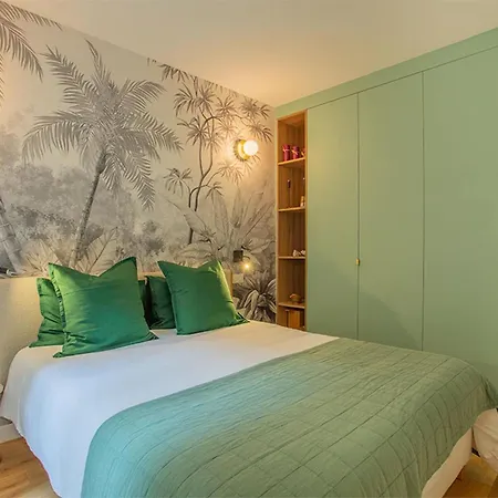 Montmartre Rochechouart - 1 Bed Sleeps 2 Parigi