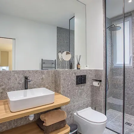 Montmartre Rochechouart - 1 Bed Sleeps 2 Appartamento Parigi
